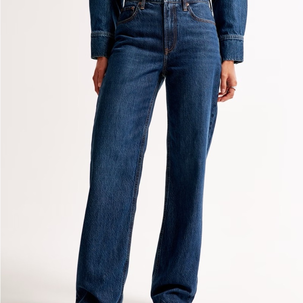 Abercrombie & Fitch - the loose high rise